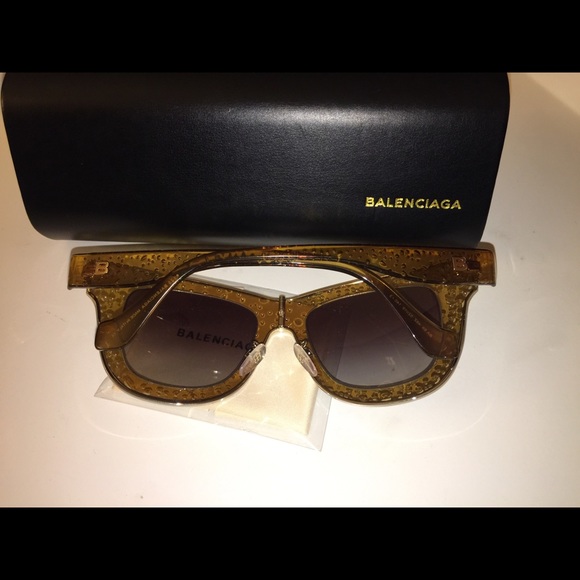 BALENCIAGA BA 0055 SUNGLASSES GOLD NEW IN CASE - Picture 4 of 7